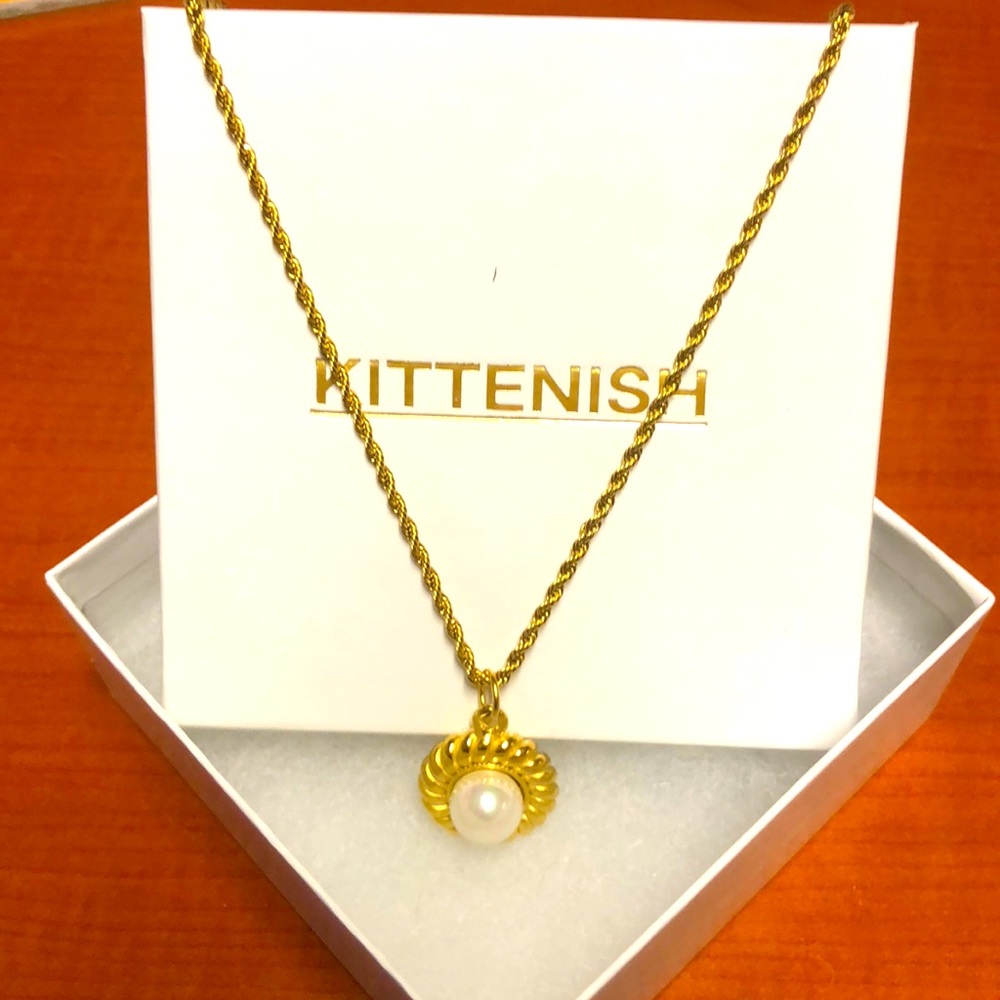 Wave Rider Kittenish Necklace